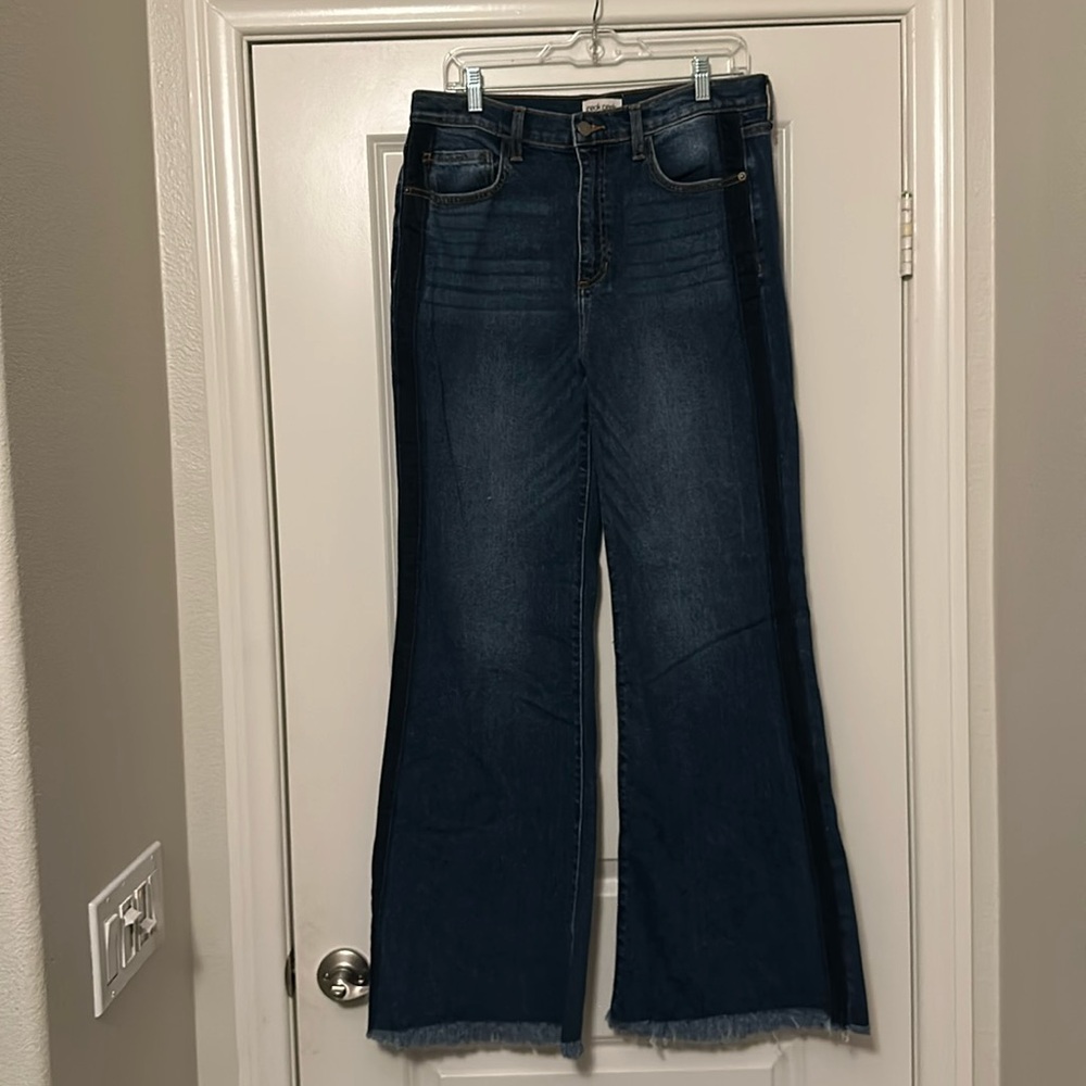 Wide leg jeans